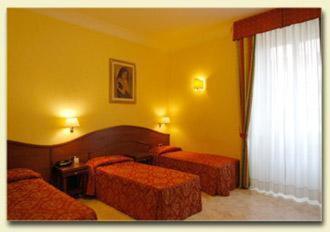 Family Room 5 person