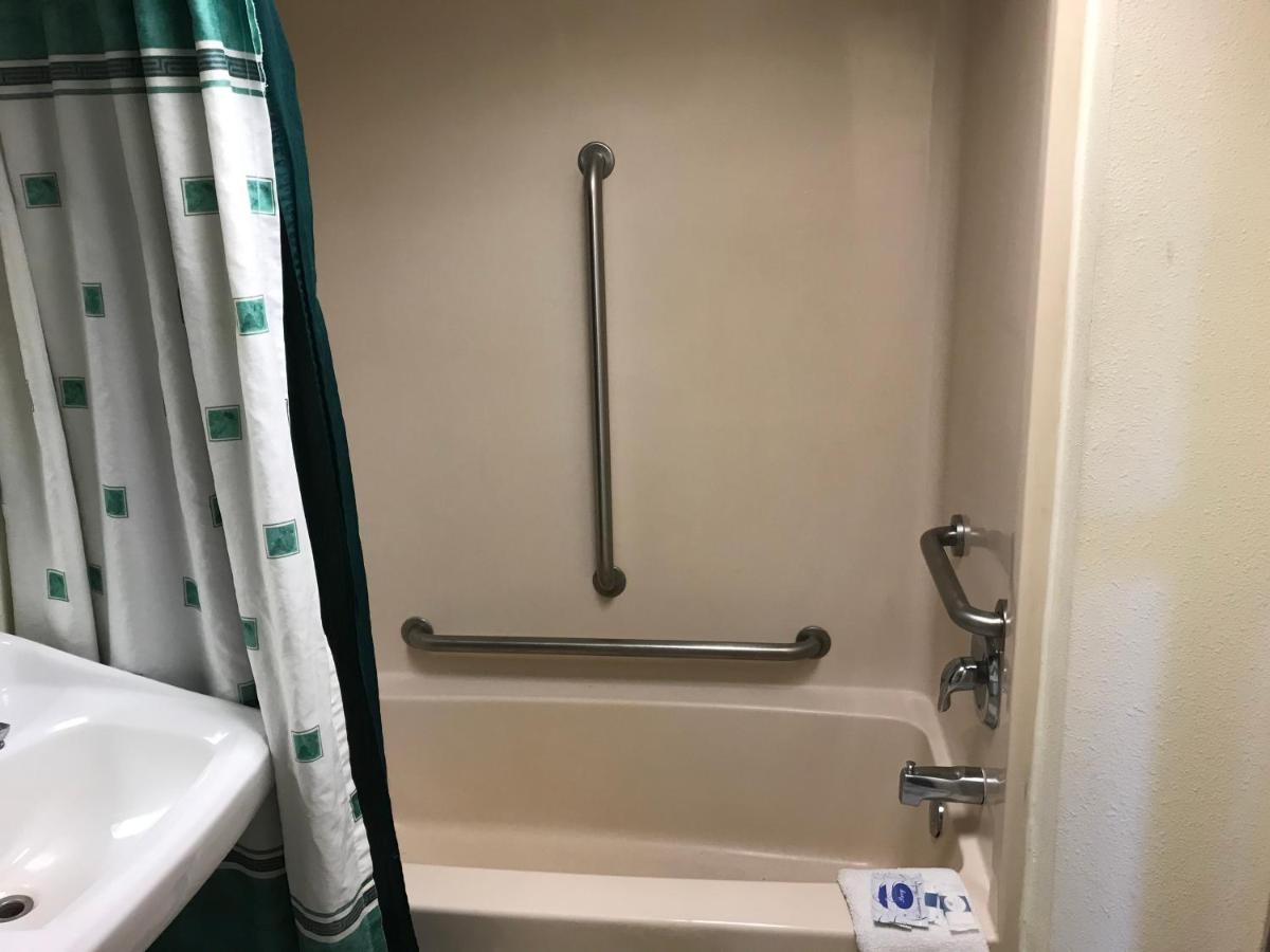 Queen Room Disability Access
