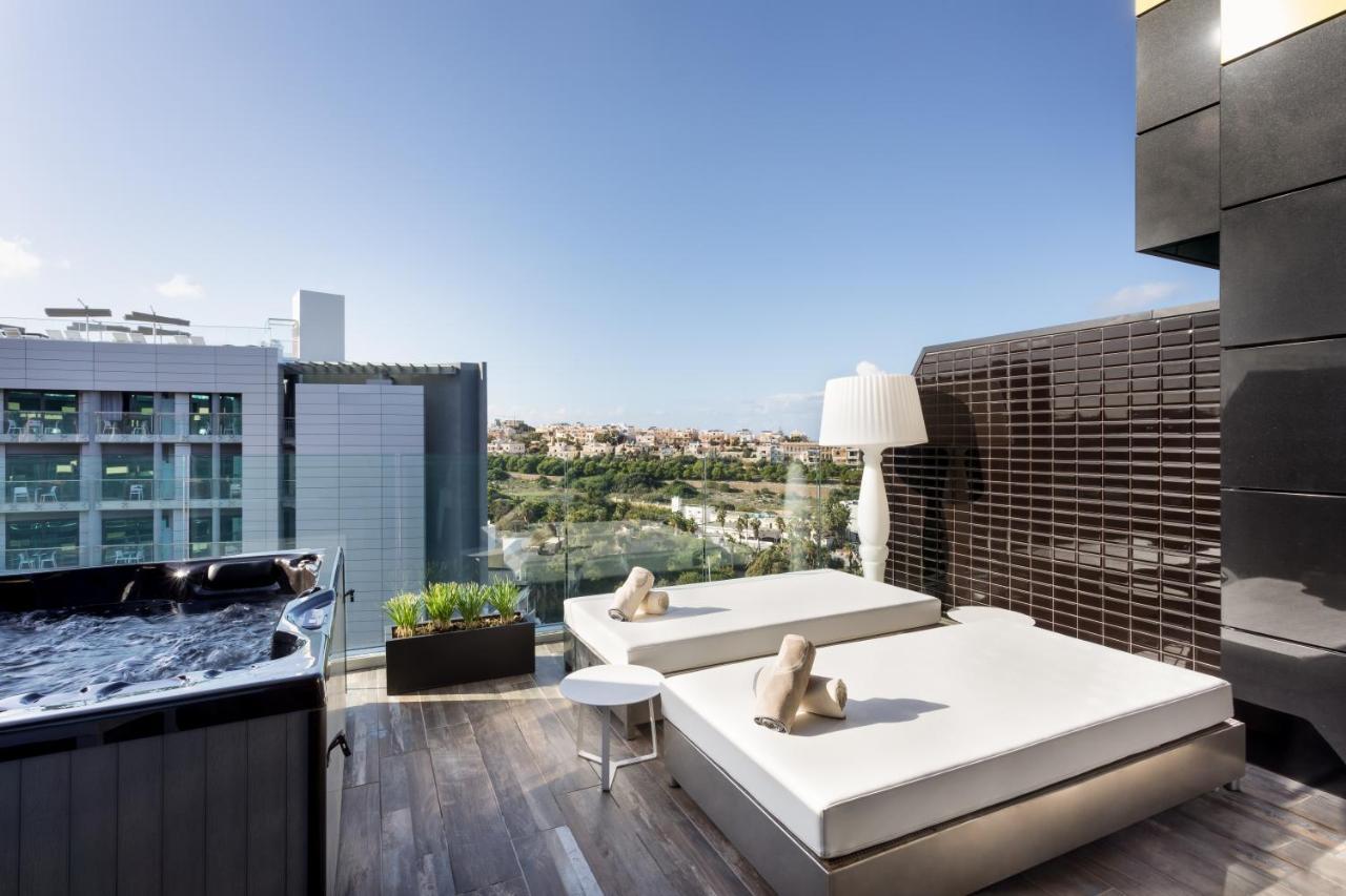 Superior Suite met Terras en Hot Tub - Penthouse
