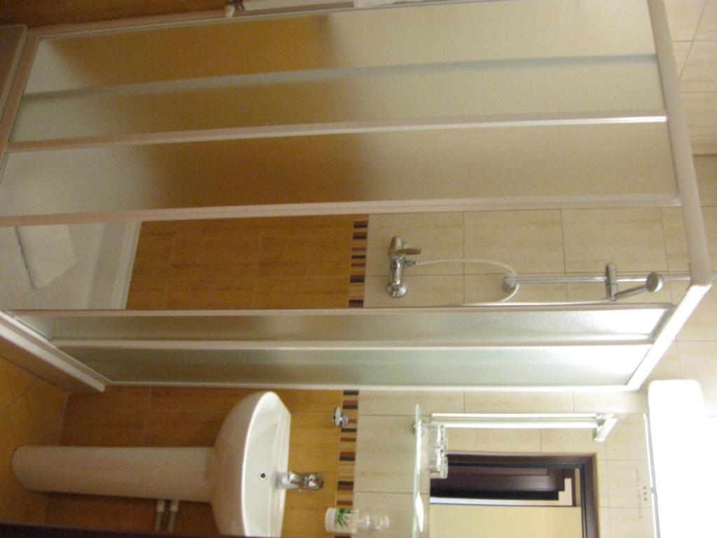 Room Selected at Check In