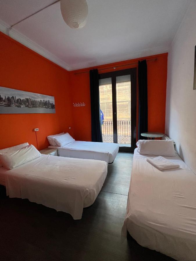 Triple Room with City View