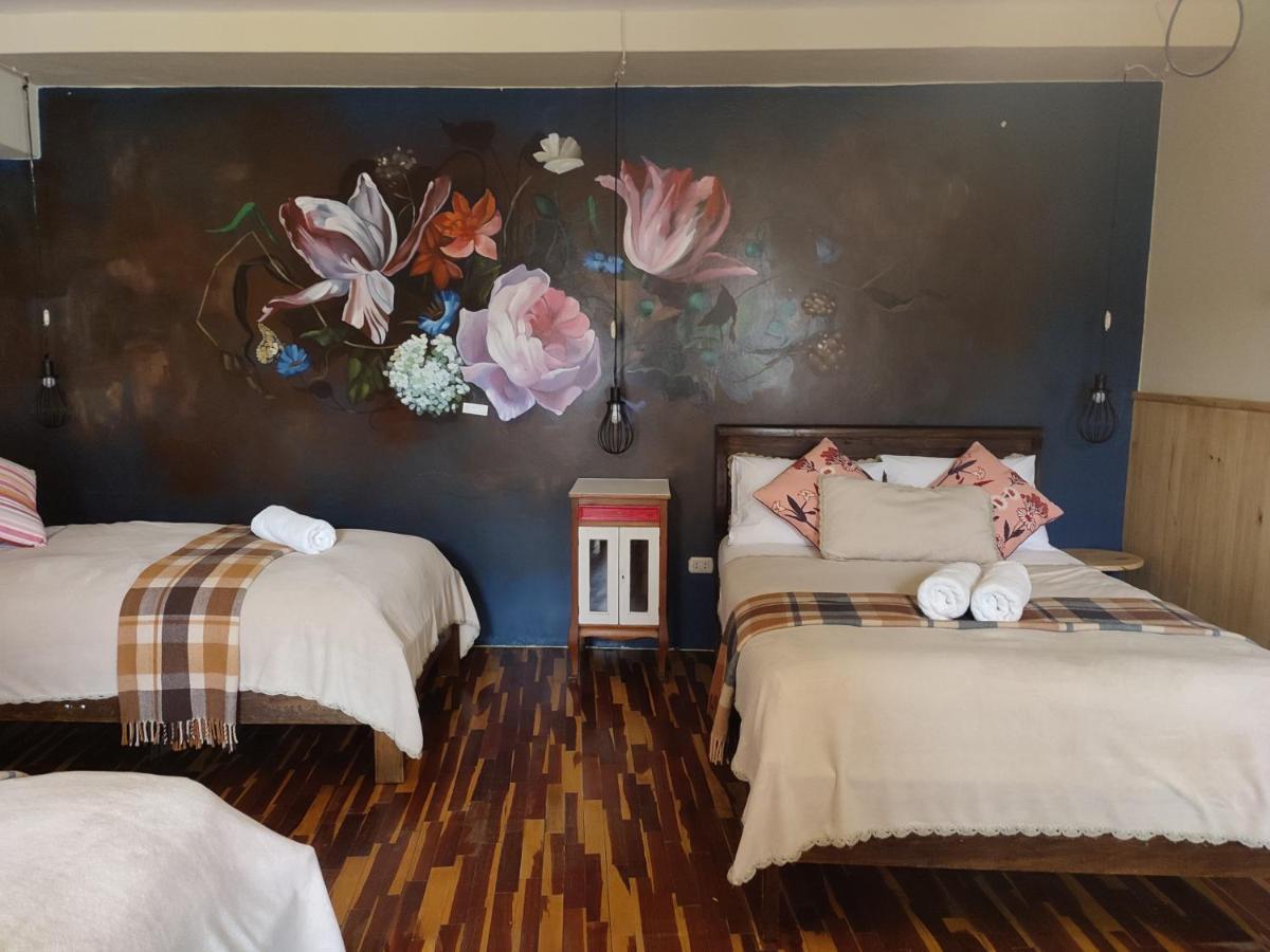 Chambre Familiale avec Salle de Bains