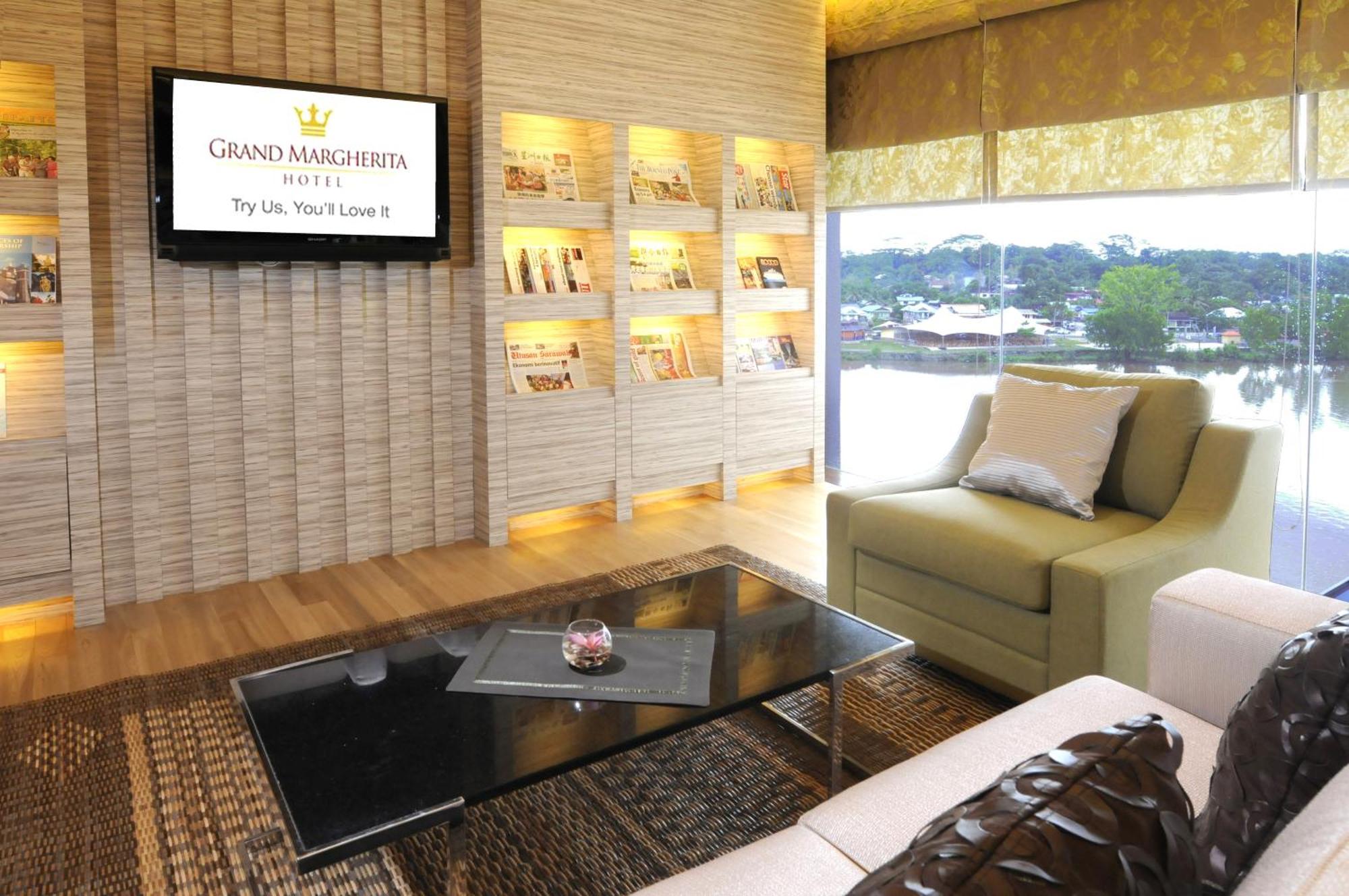 Executive Deluxe King Bed River View