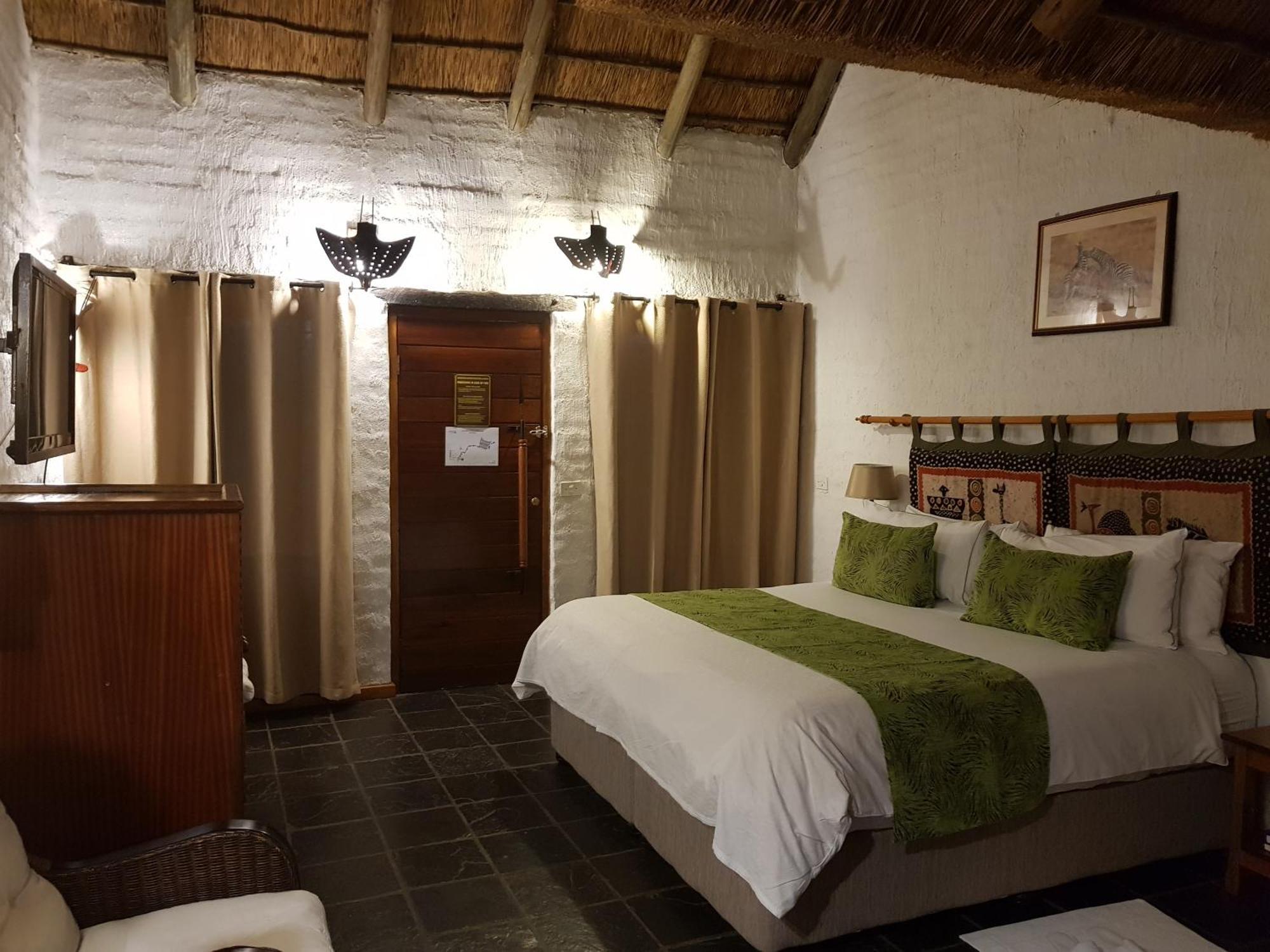 Deluxe Double or Twin Room