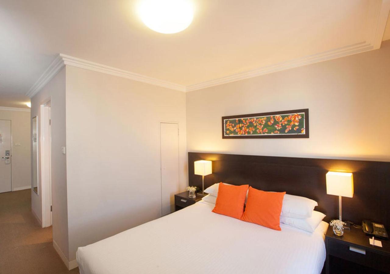 Executive Queen Room