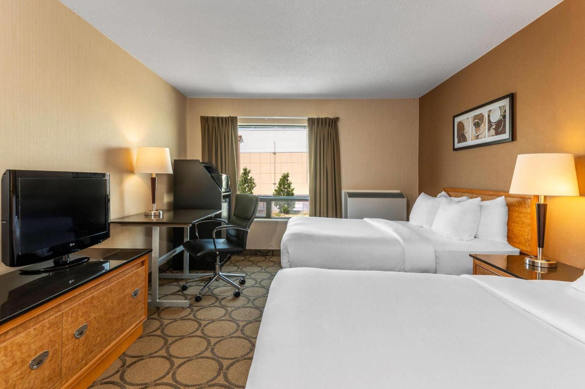 Queen Room Two Queen Beds High Floor