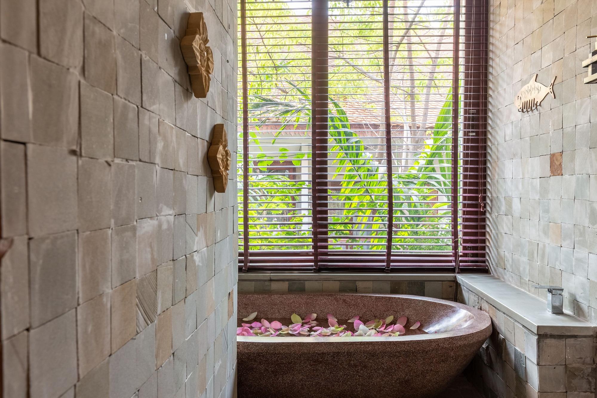 Deluxe Double or Twin Room with Garden View