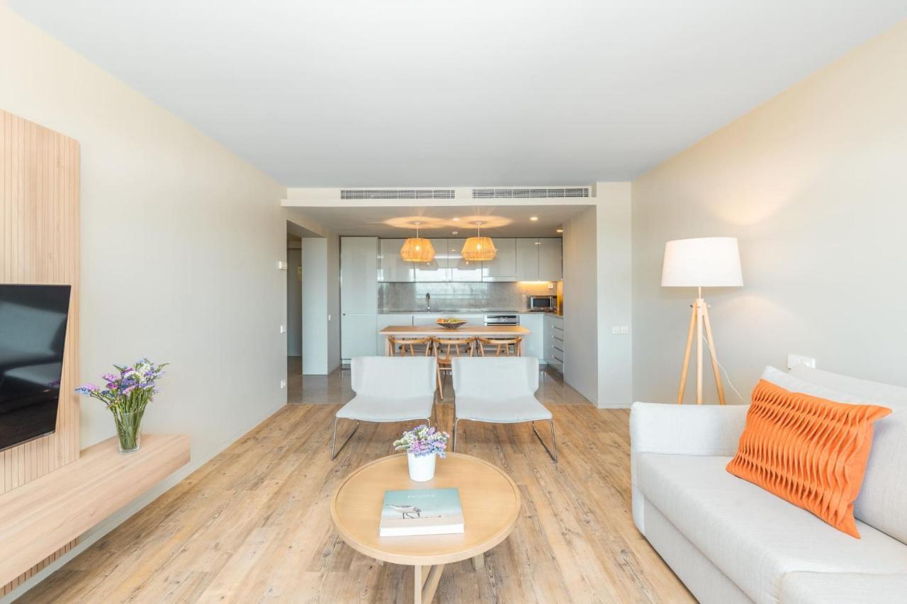 Premium Two-Bedroom Apartment with River View