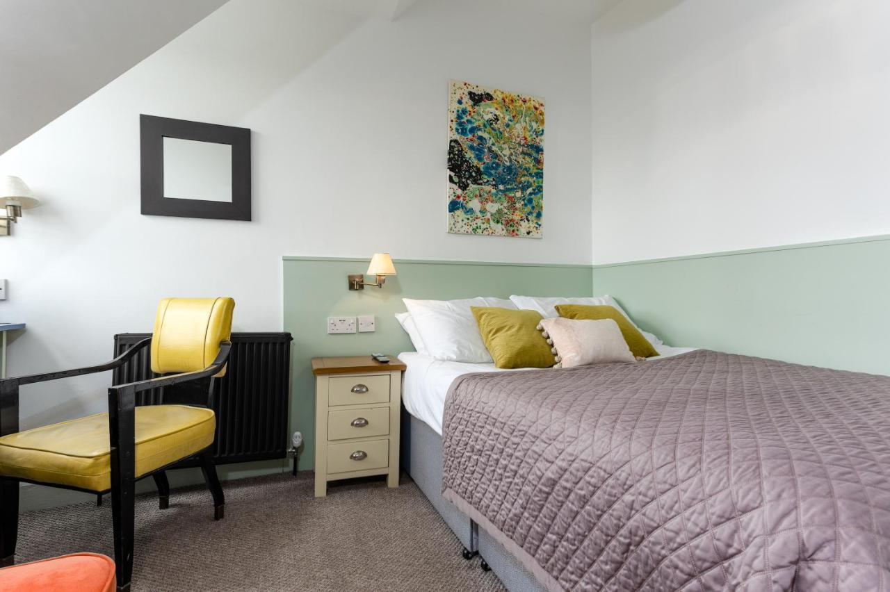 Double Room with Private External Bathroom,781156584:JPEG