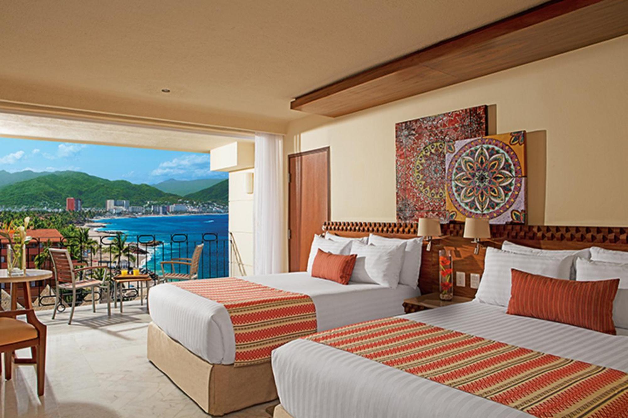 Deluxe Partial Ocean View Double