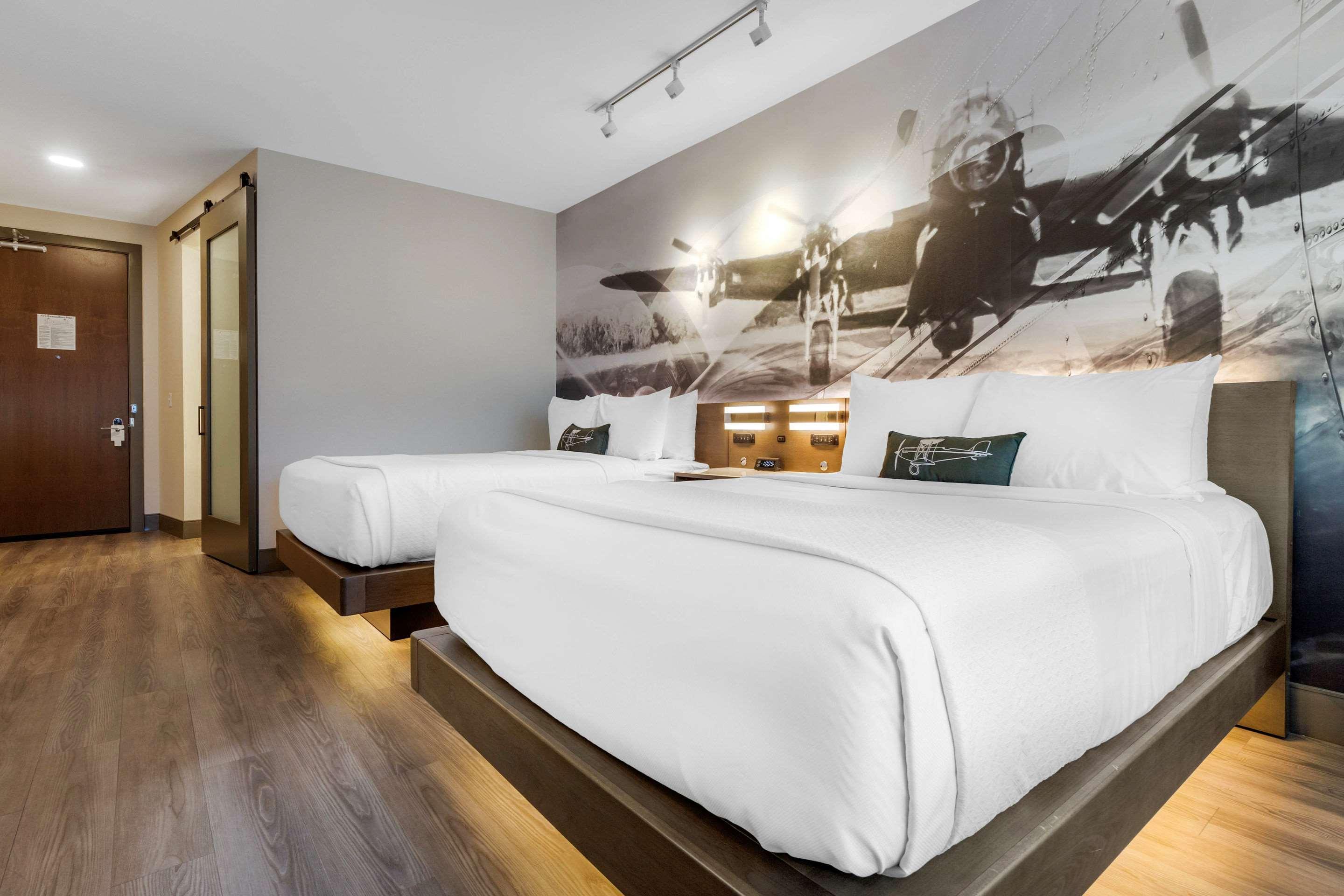 Queen Room Two Queen Beds Accessible or Non-Smoking