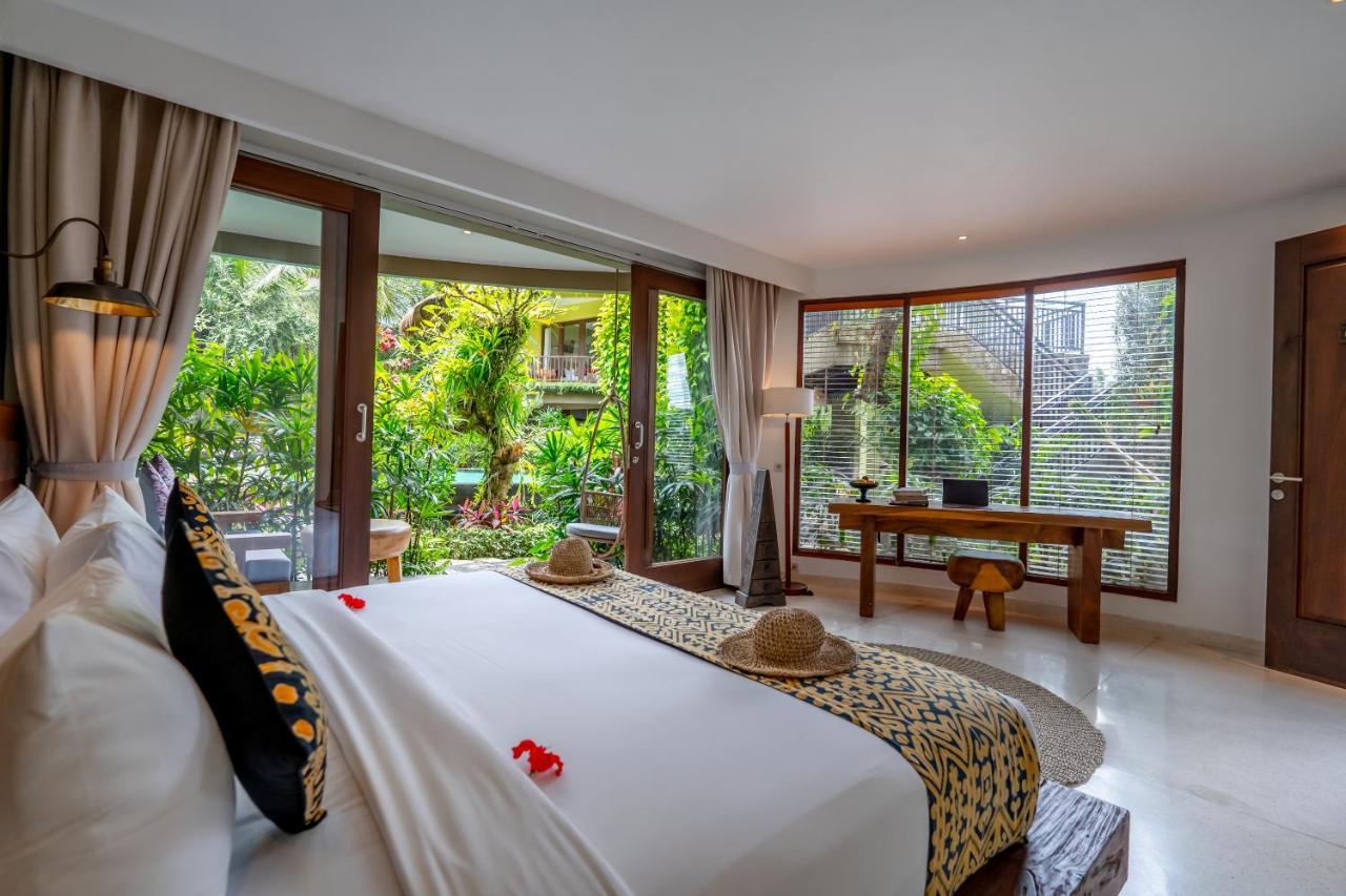 Tropical Deluxe Room