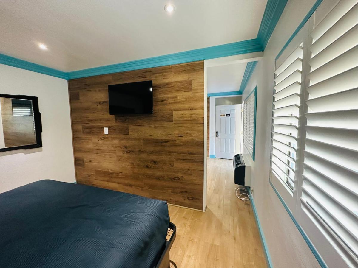 Two-Bedroom Suite,1383044462:JPEG