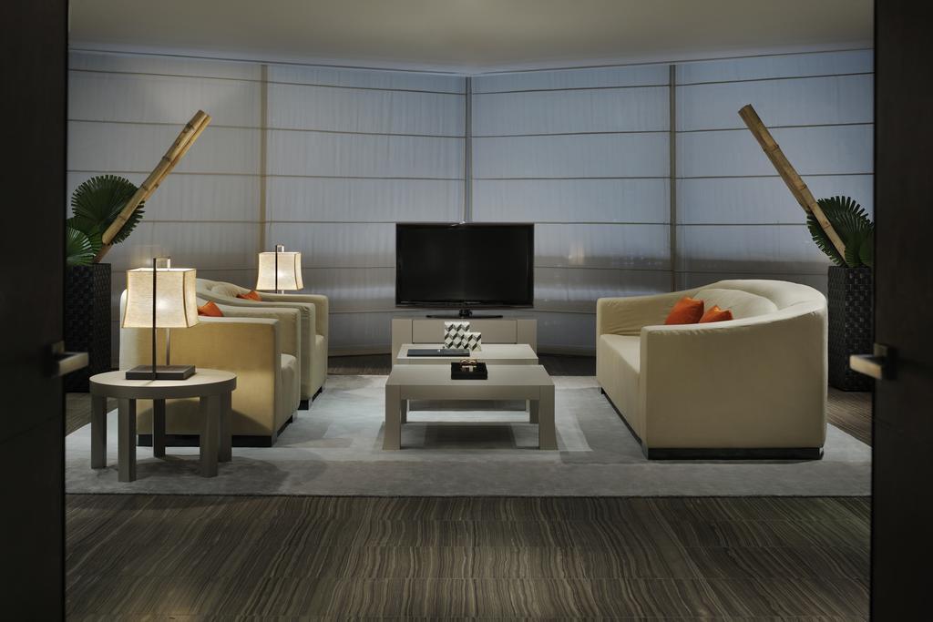 Suite Exclusiva Armani