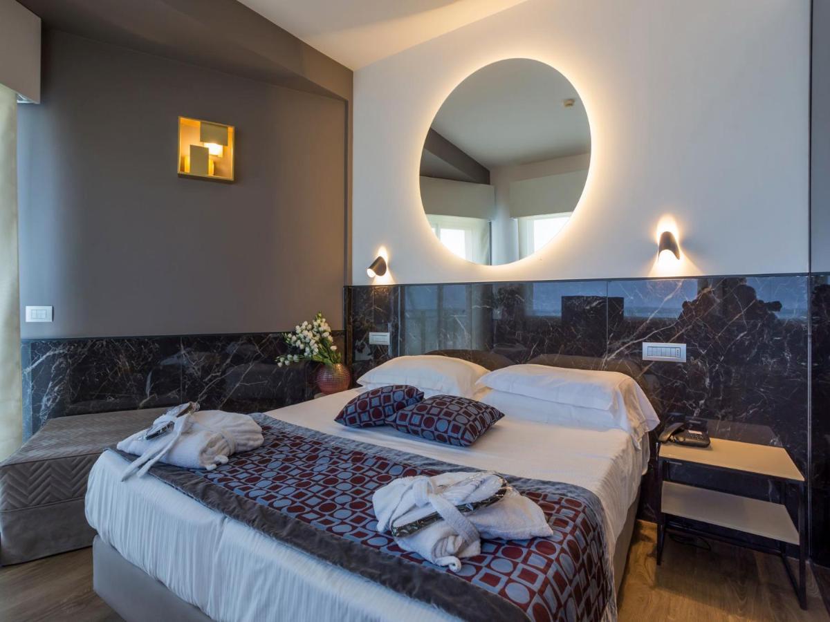 Chambre Double Supérieure - Vue sur Mer