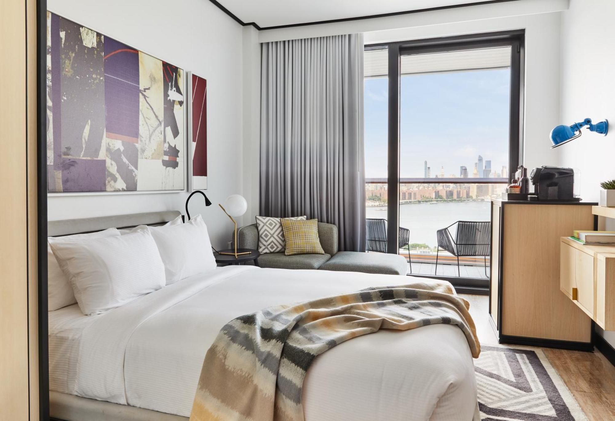 Quarto Gotham com Cama Queen-size e Varanda