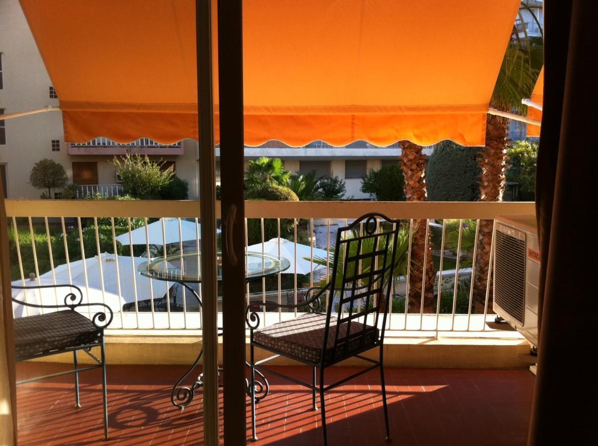 Camera Doppia con Letti Singoli con Balcone