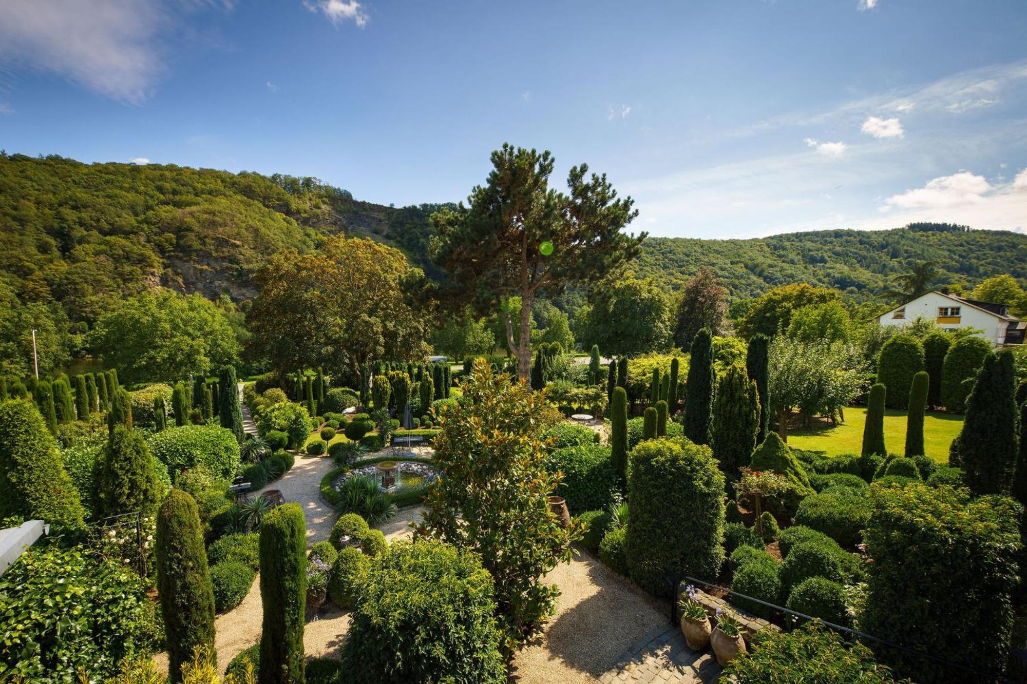 Doppelzimmer mit Gartenblick