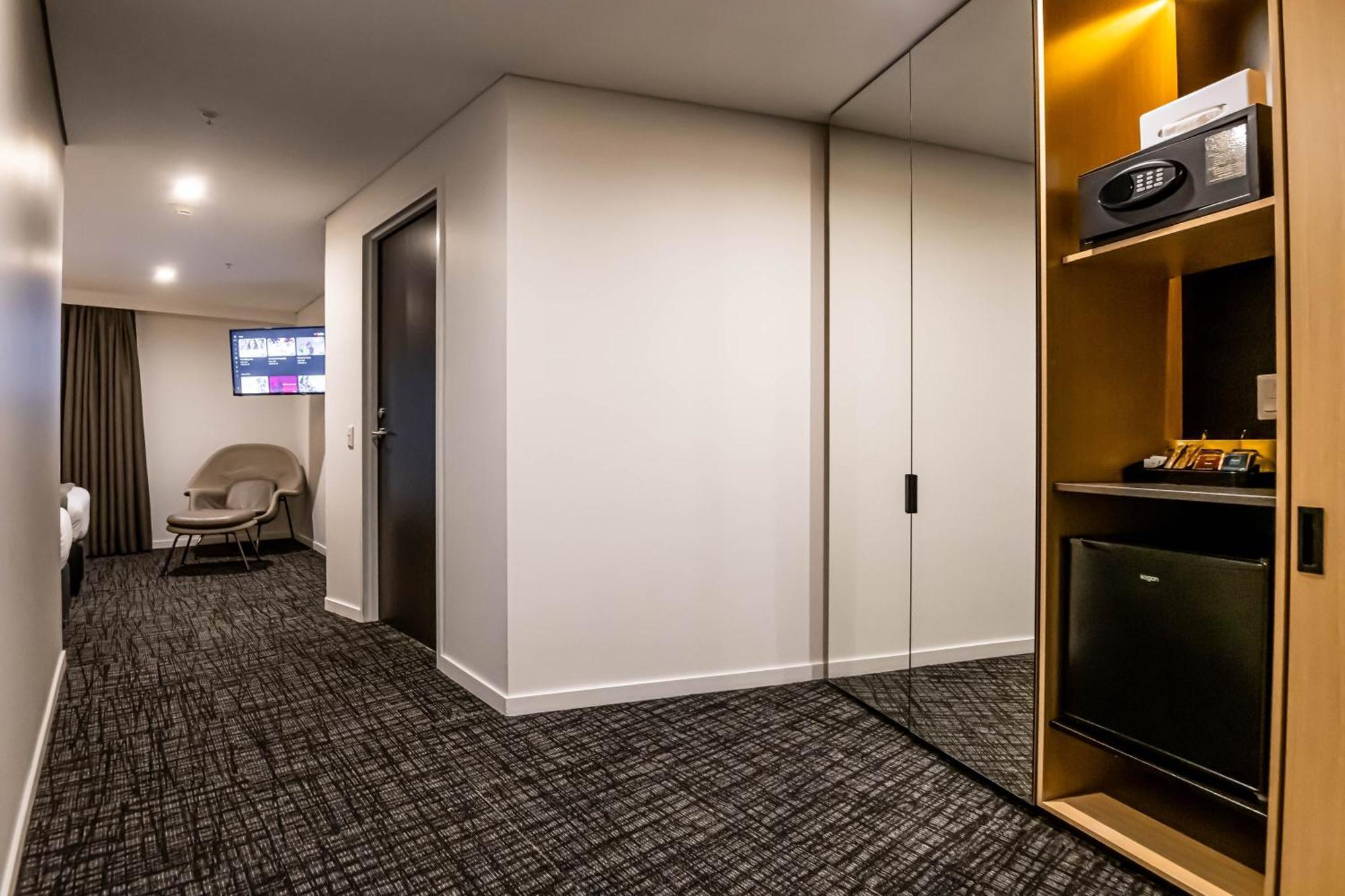 Accessible Queen Room