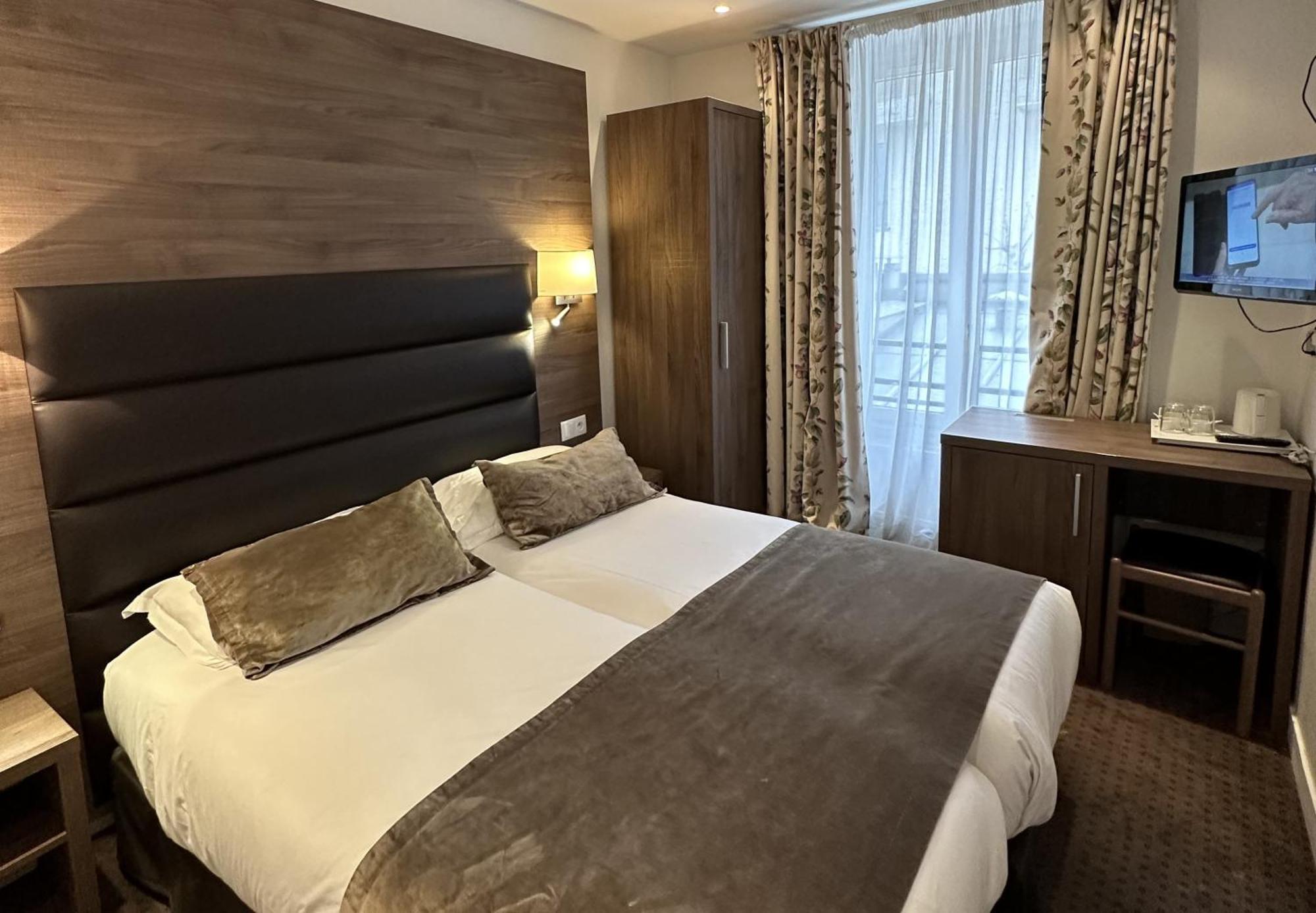 Chambre Lits Jumeaux avec Douche