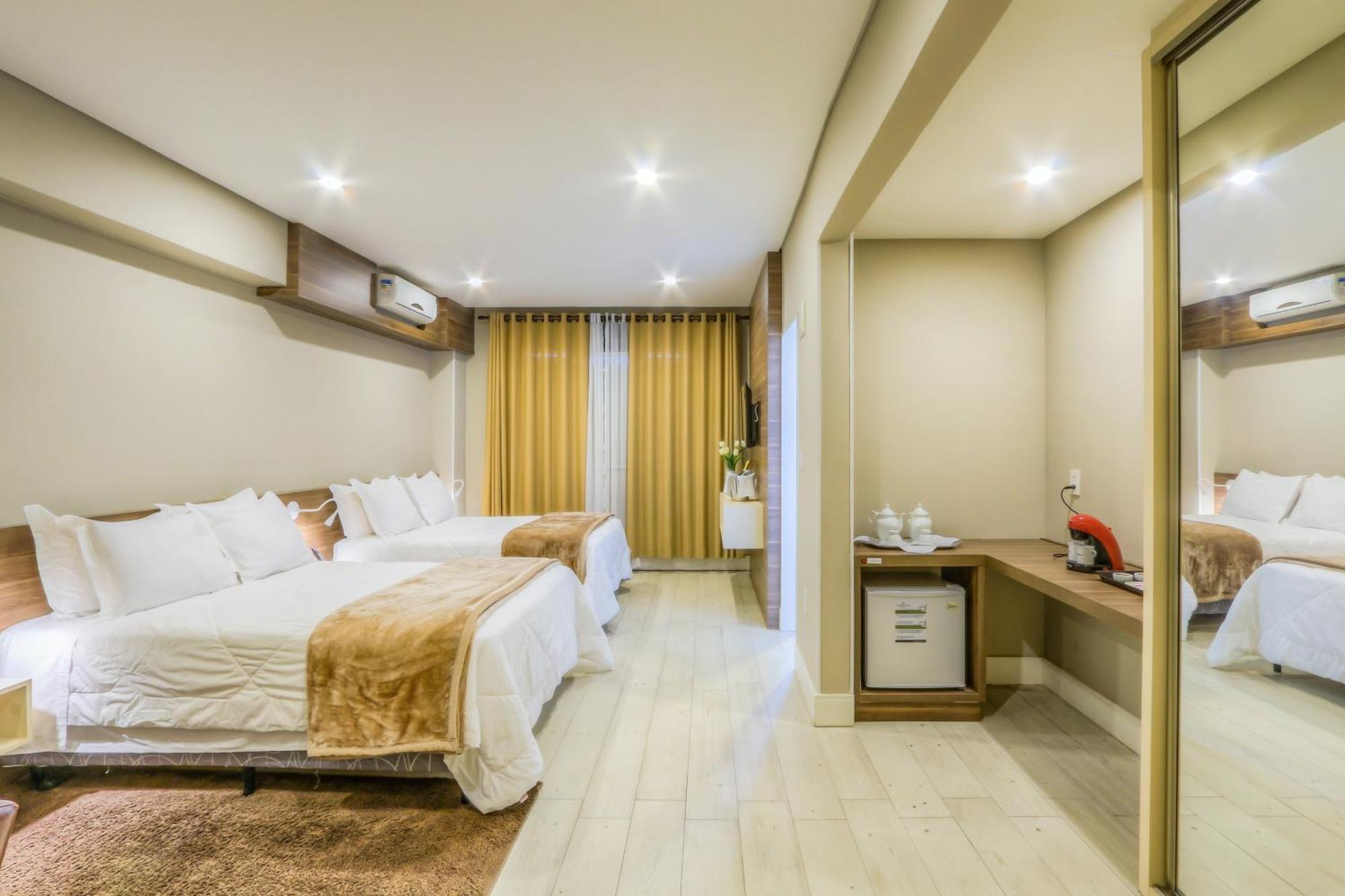 Quarto Família Superior