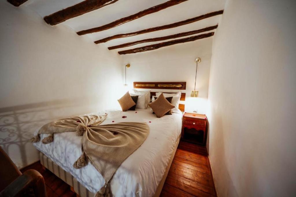 Deluxe Double or Twin Room Pool View