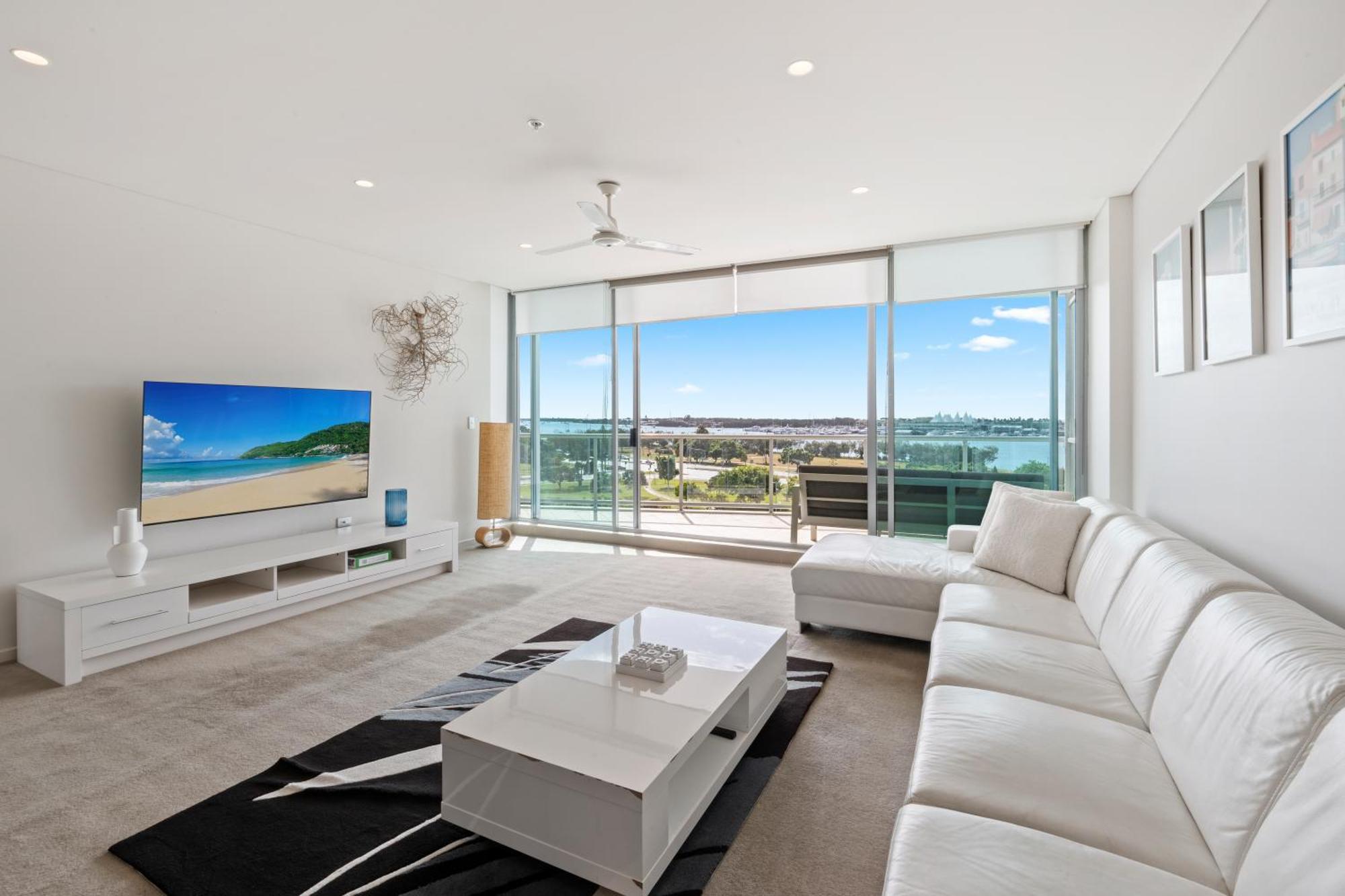 Apartment Sea View