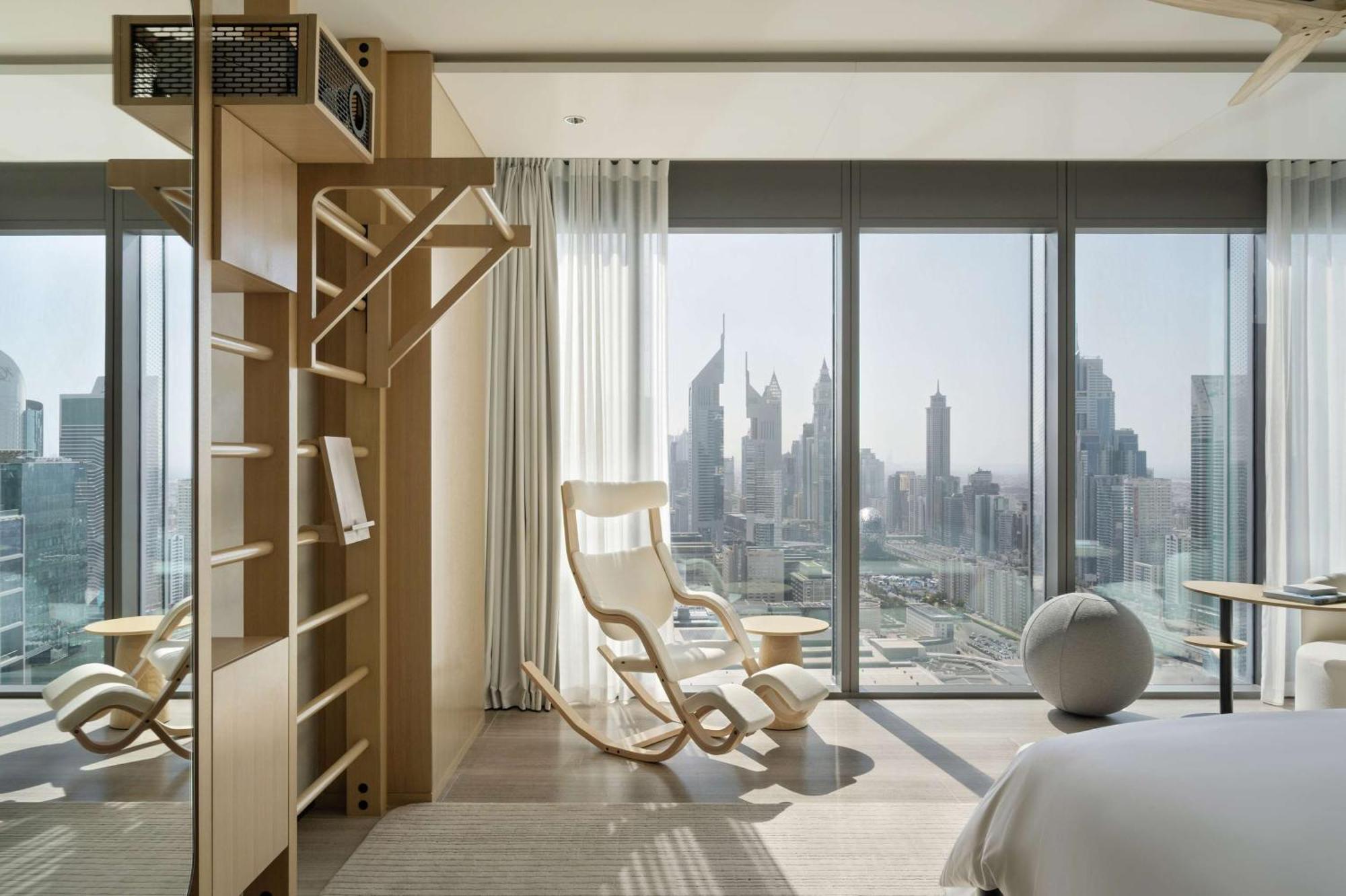 SIRO Plus King, complimentary AED 200 daily recovery credit and lifestyle consultation