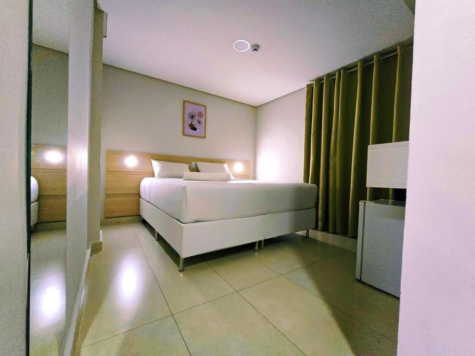Quarto com Cama Queen-size