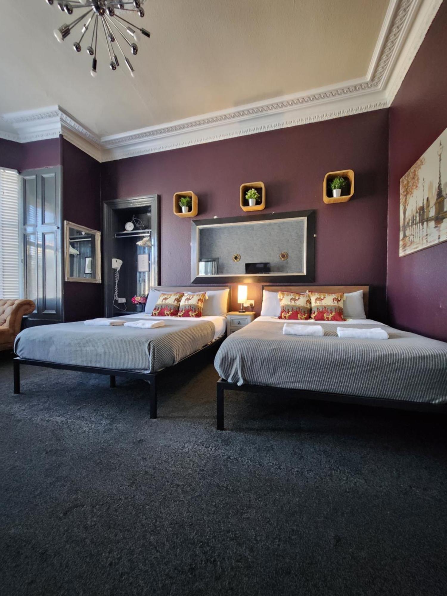 Deluxe Quadruple Room