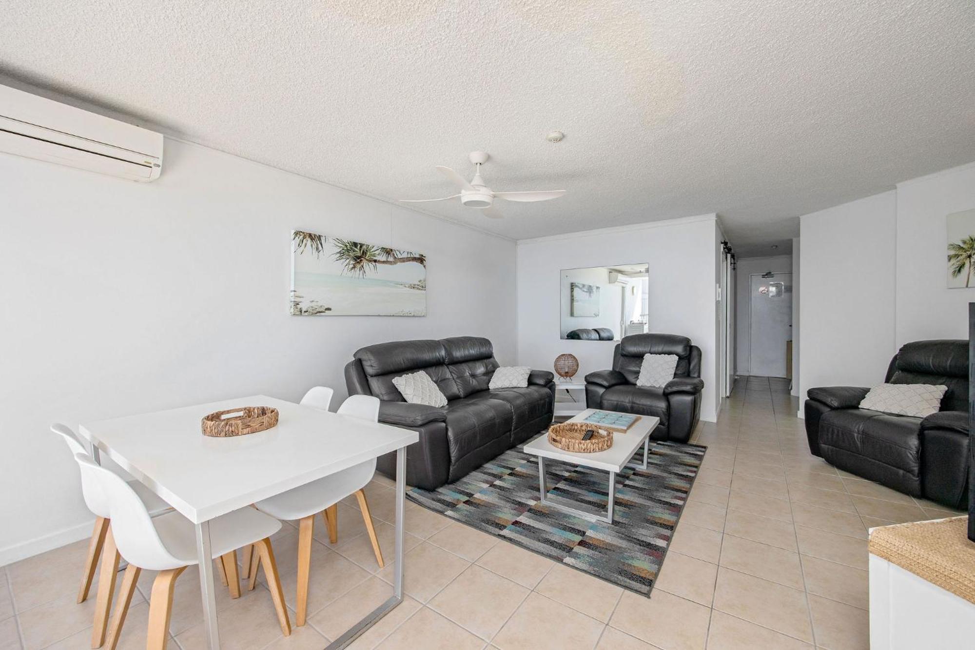 Two-Bedroom Apartment Ocean View