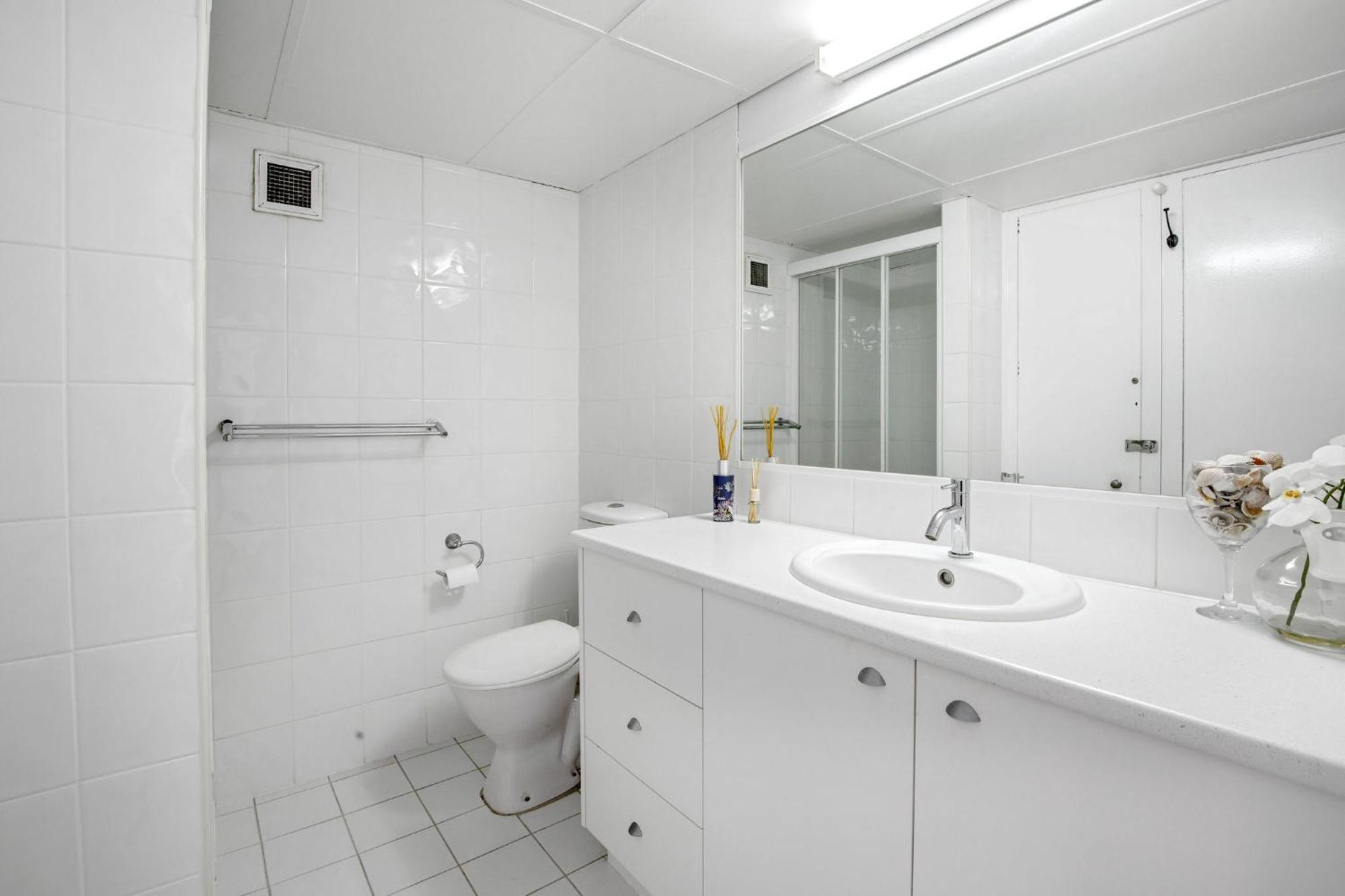 Two-Bedroom Apartment Ocean View