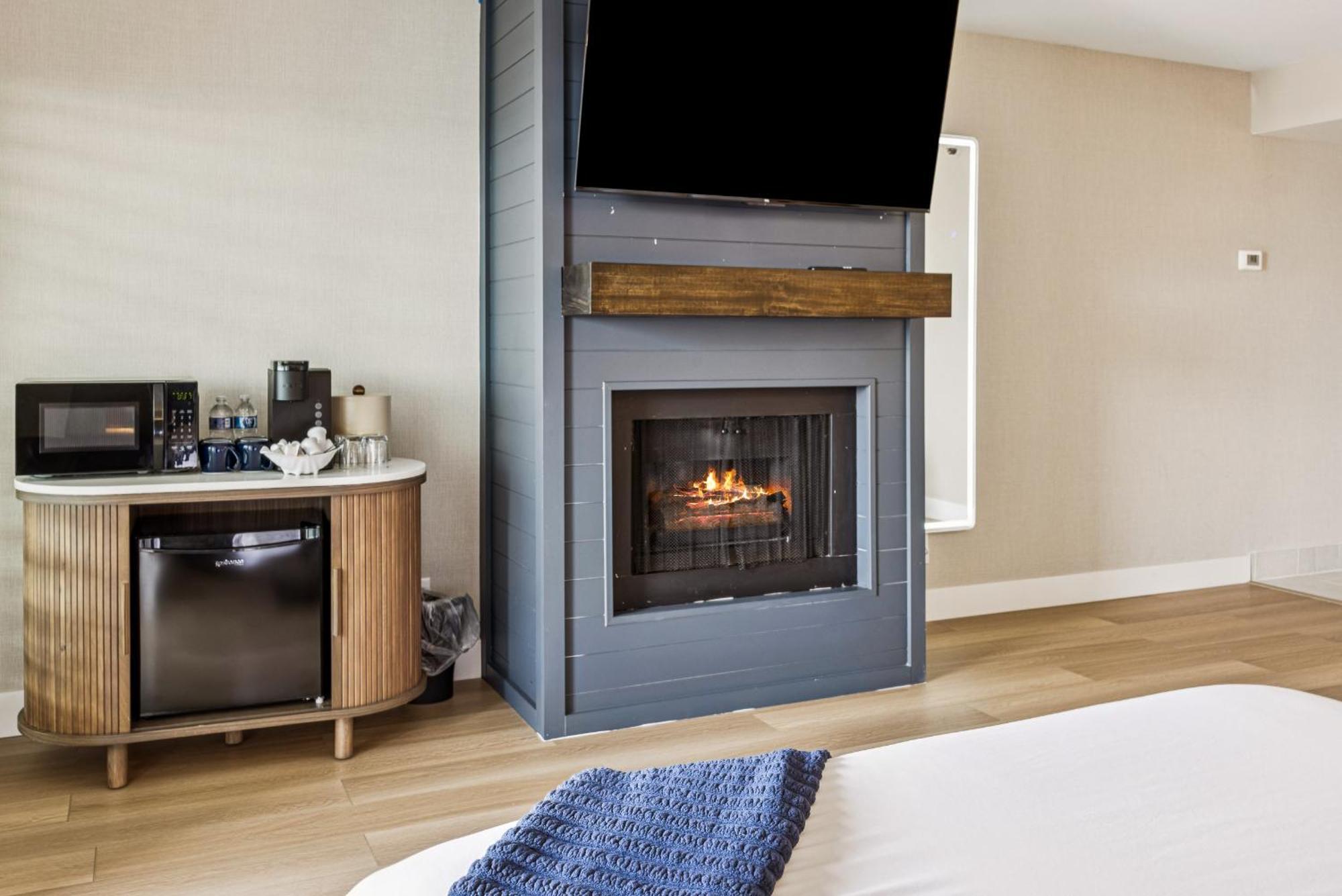 Premium Queen Room Two Queen Beds