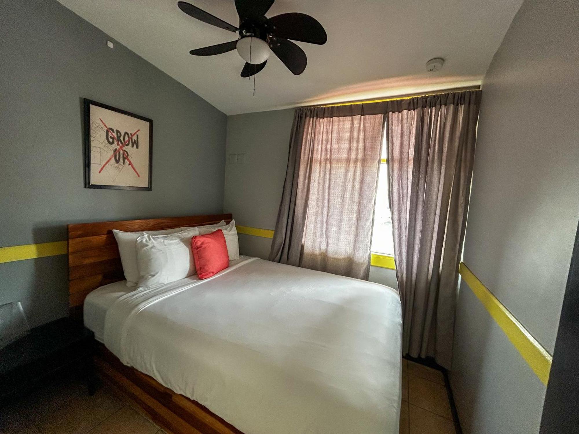Quarto Duplo Econômico