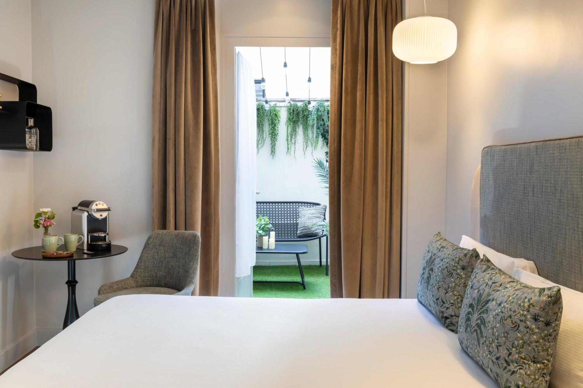 Superior Room Terrace with Sauna access