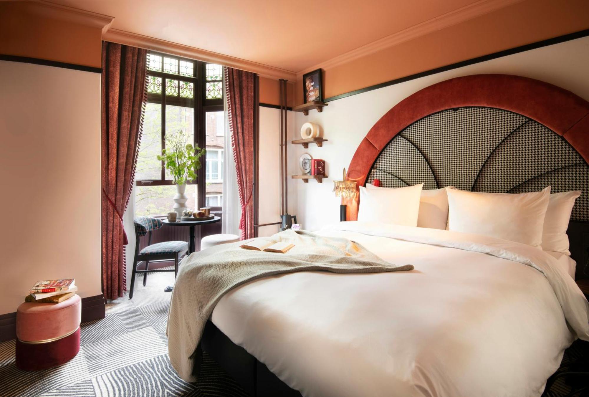 Kleines Zimmer mit 1 Doppelbett