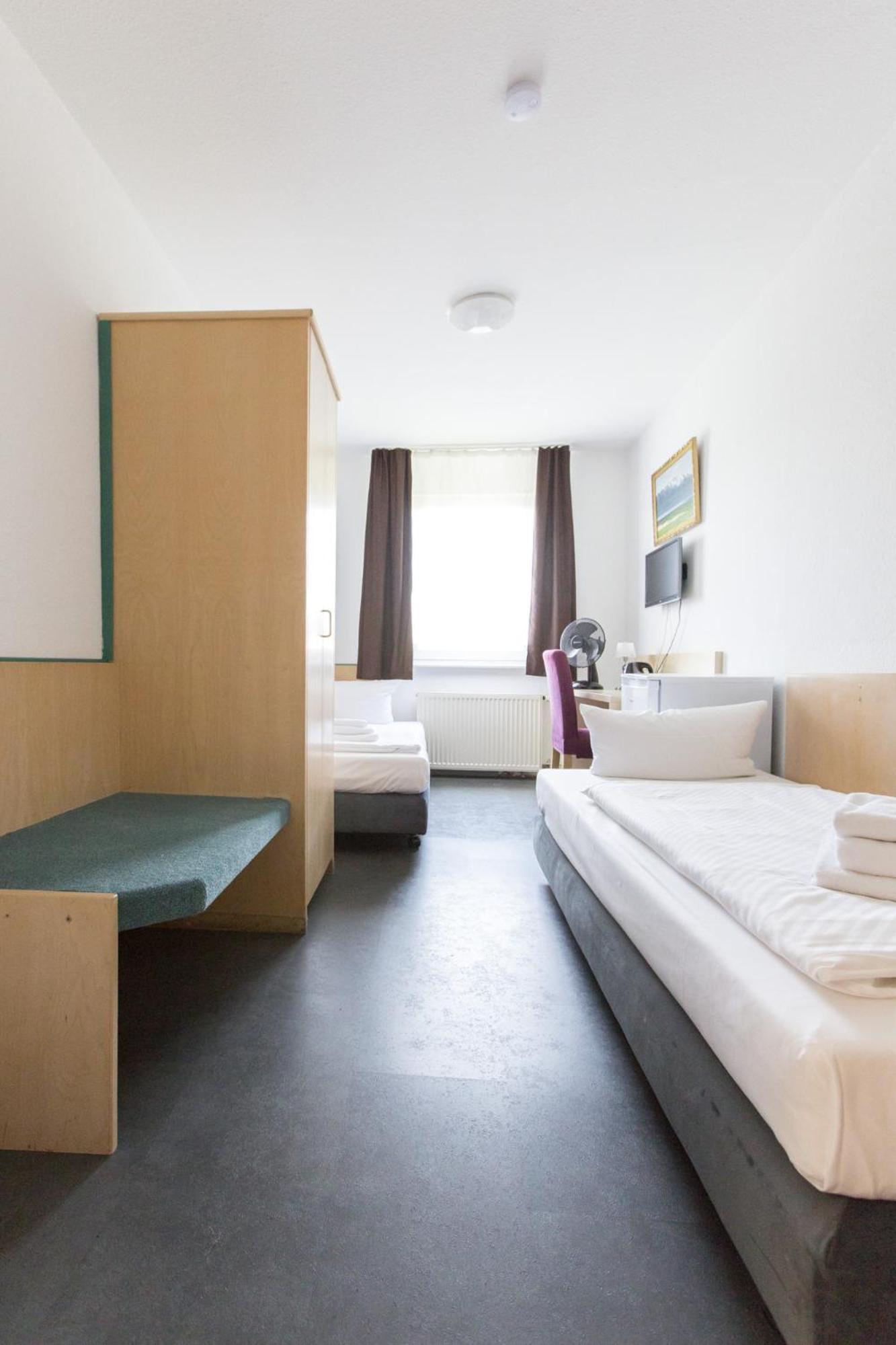 Economy Twin Room