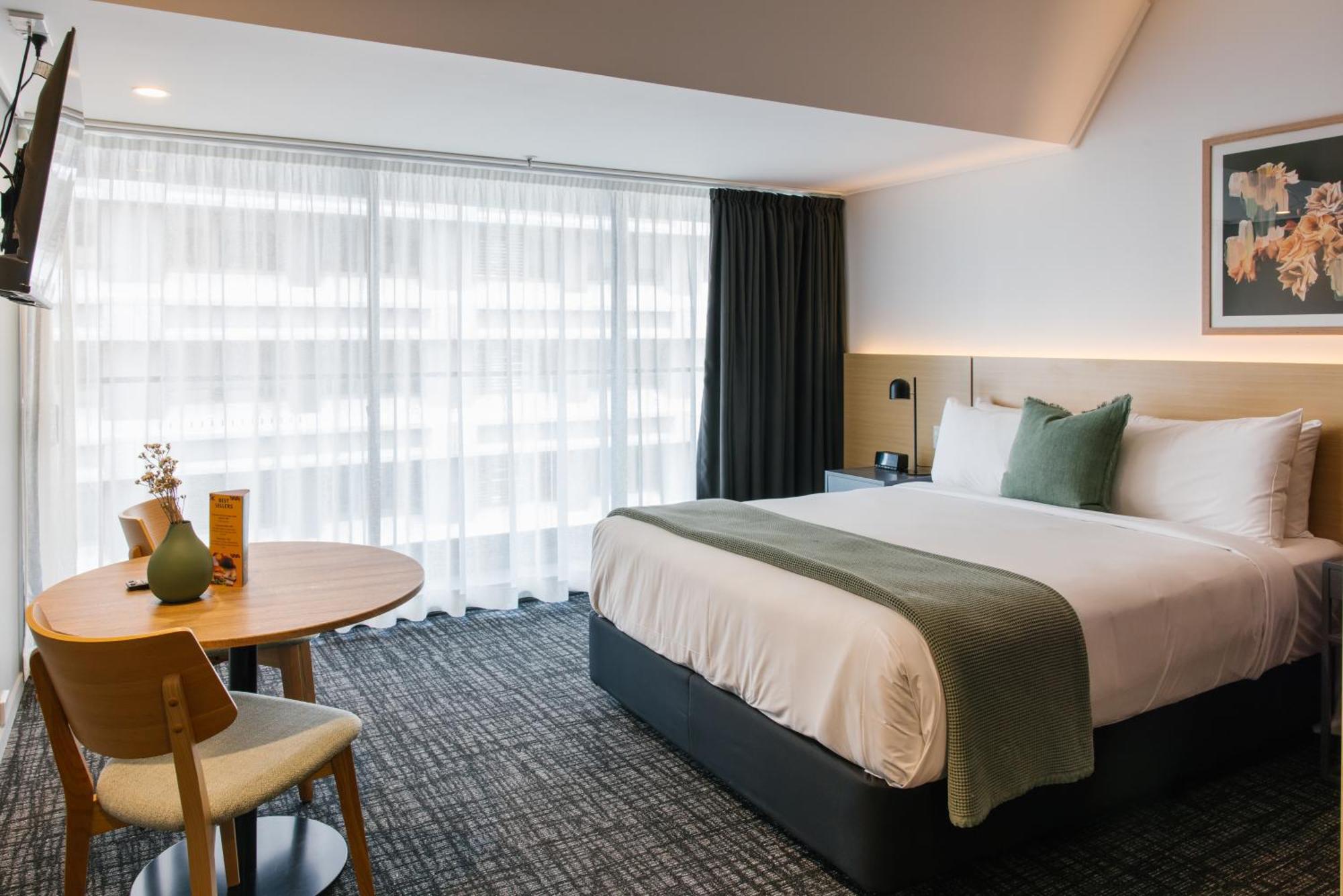 Accessible Queen Room