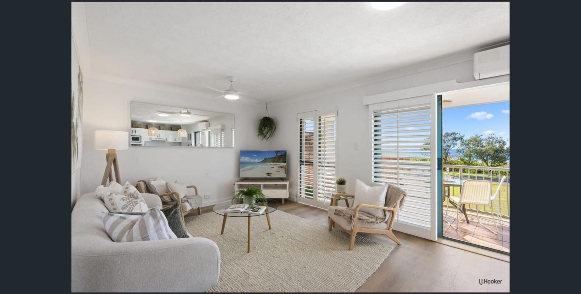 Two-Bedroom Deluxe Apartment Balcony