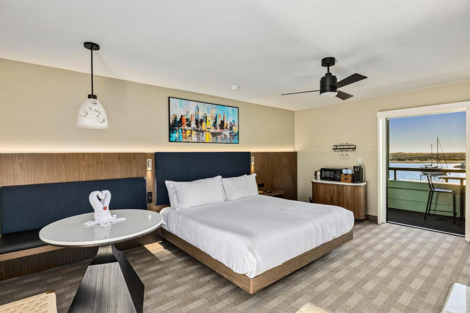 Premium King Room