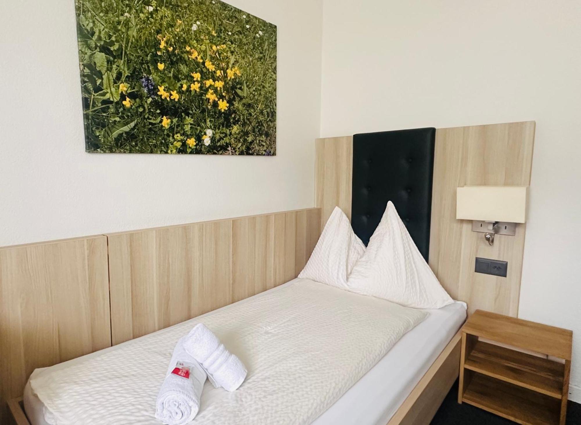 Standard Twin Room Air Conditioning