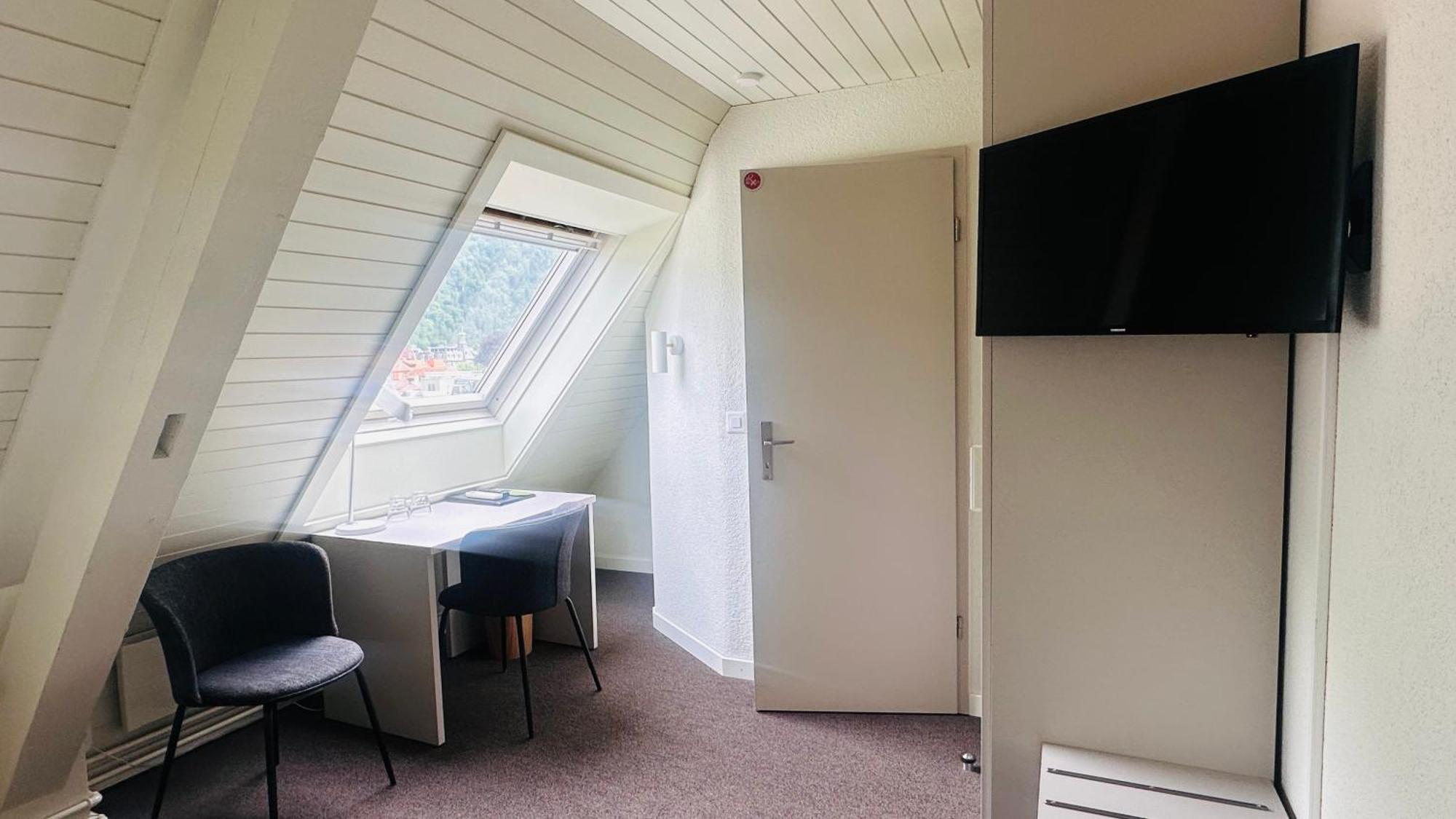 Double Room Air conditioning Attic