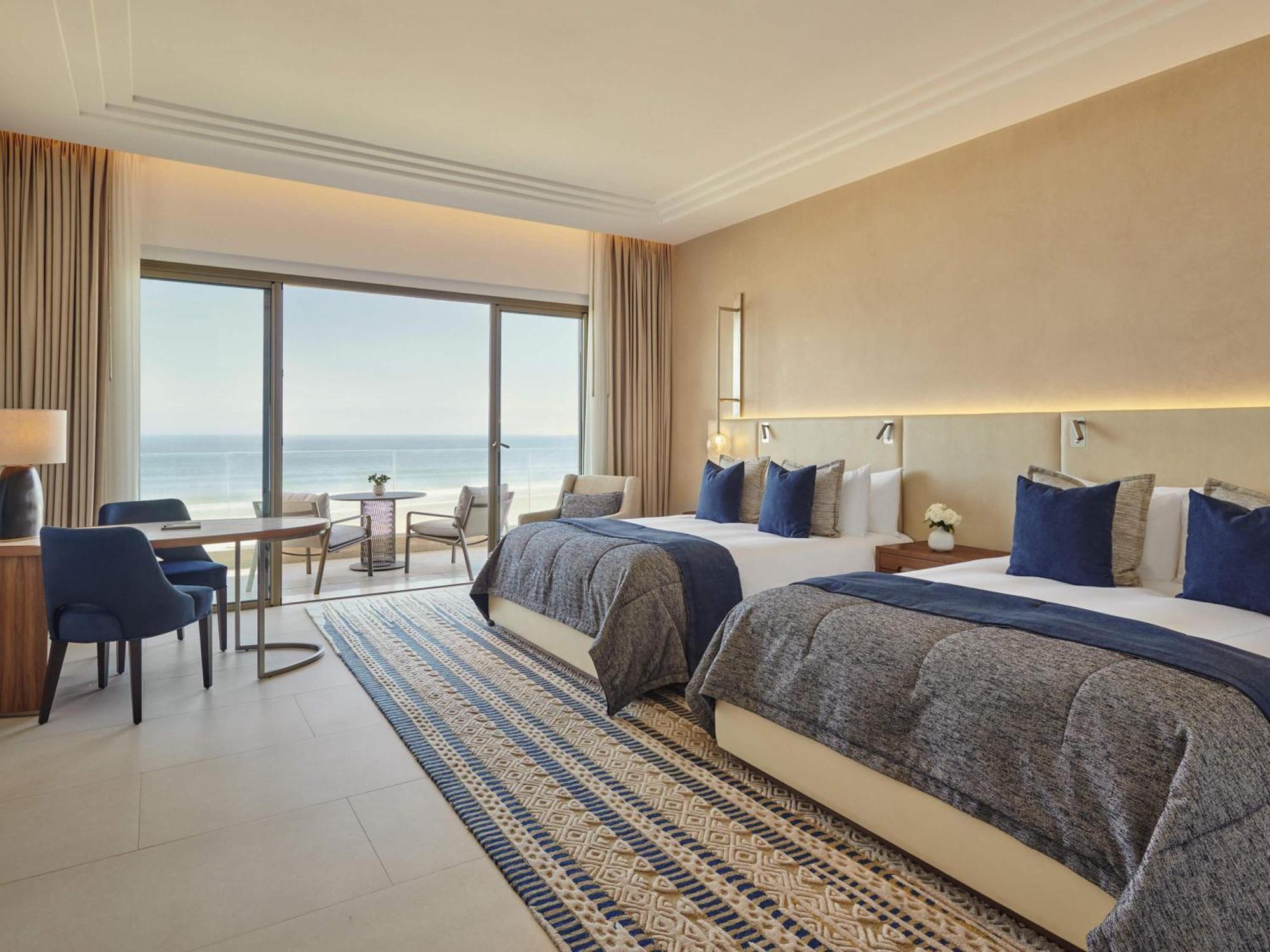 Deluxe Kamer met 2 Queensize Bedden en Uitzicht op Oceaan