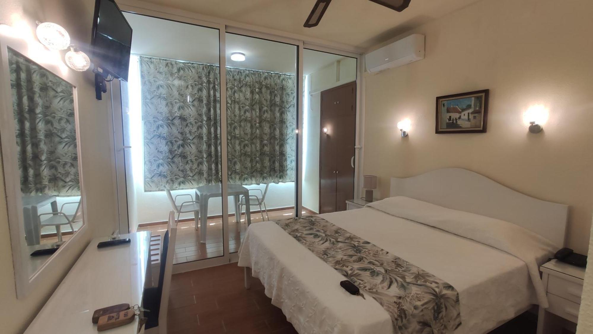 Superior Double Room Balcony Sea or River View