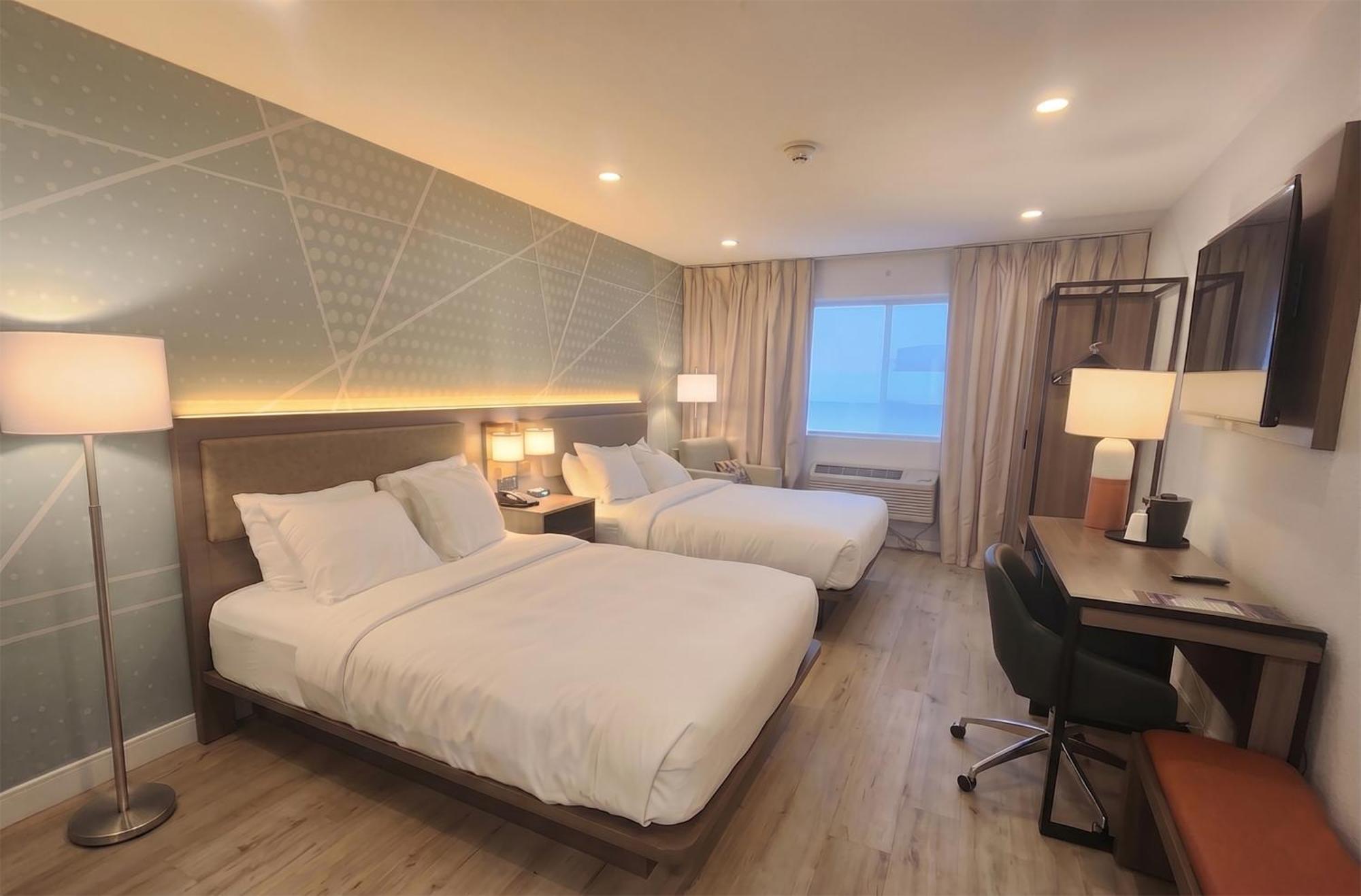 Queen Room Two Queen Beds Non-Smoking