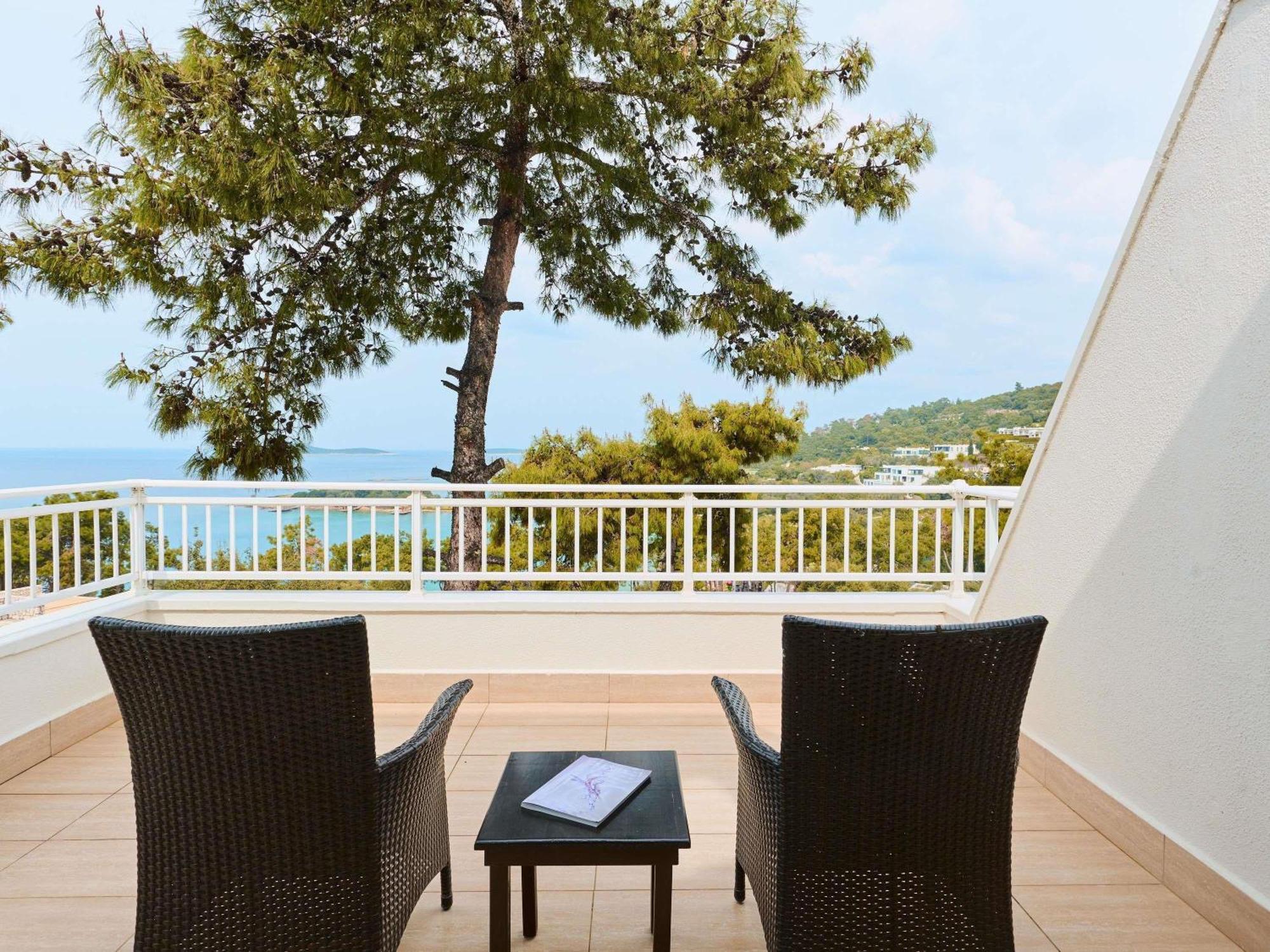 Deluxe Room Sea View