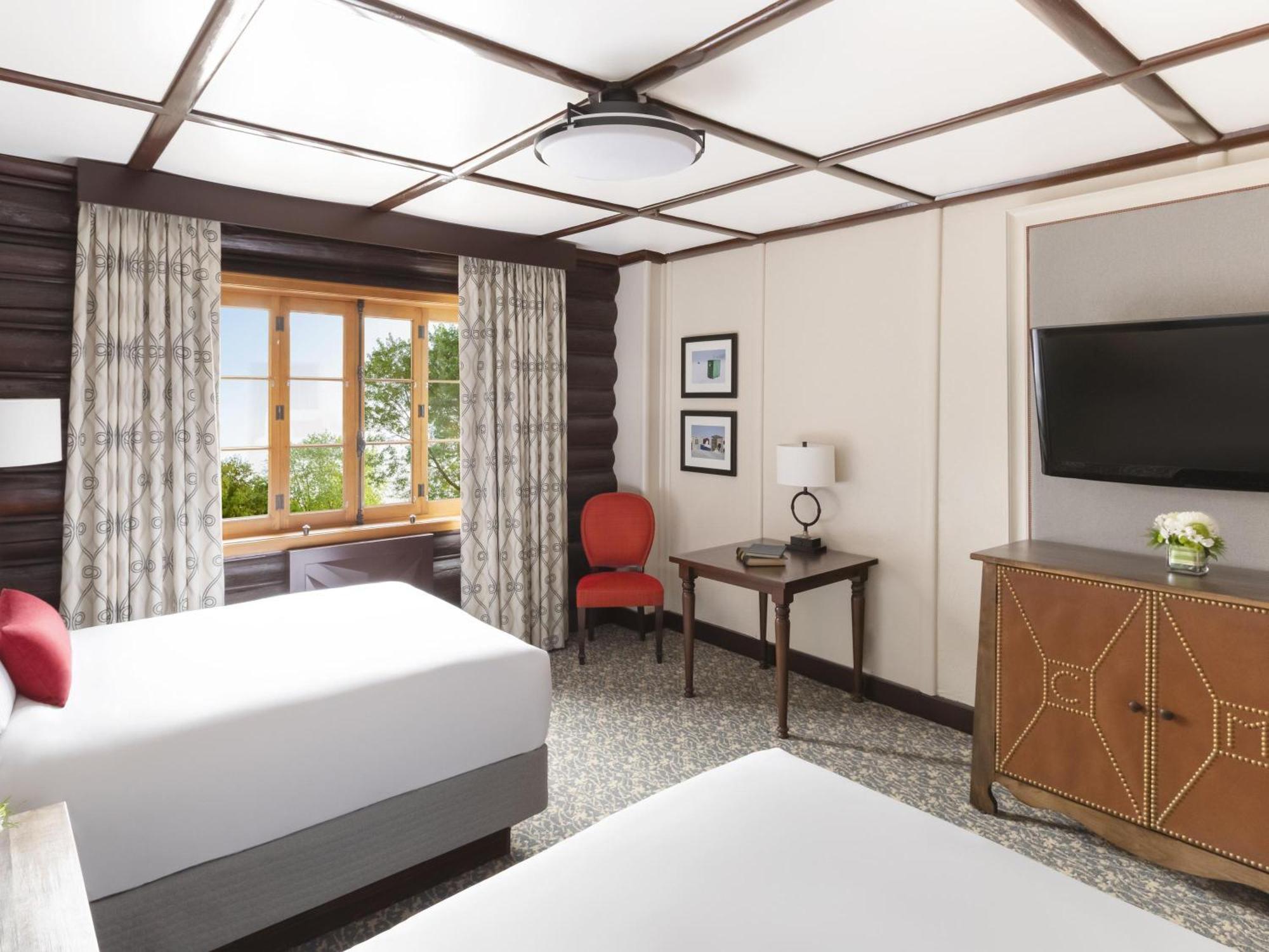 Fairmont Luxury Room, 2 Double Beds