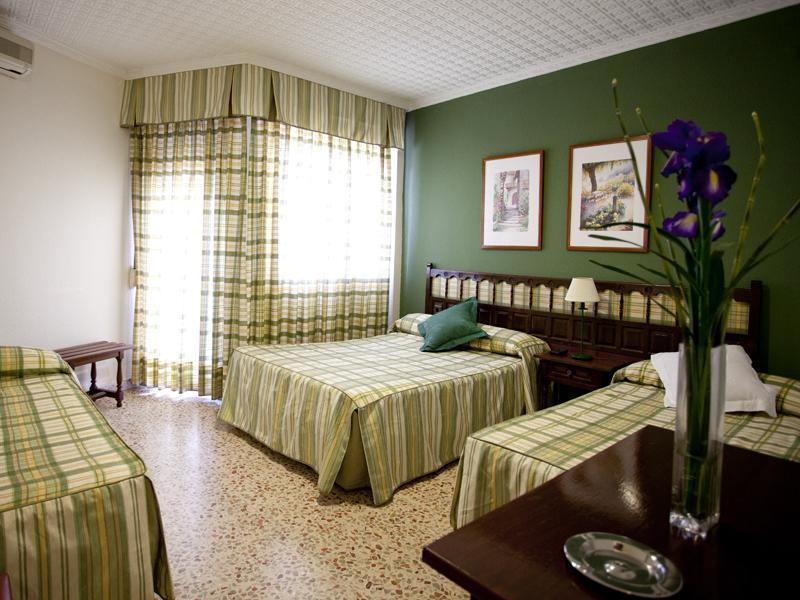 Habitación Familiar (2 adultos y 2 niños)