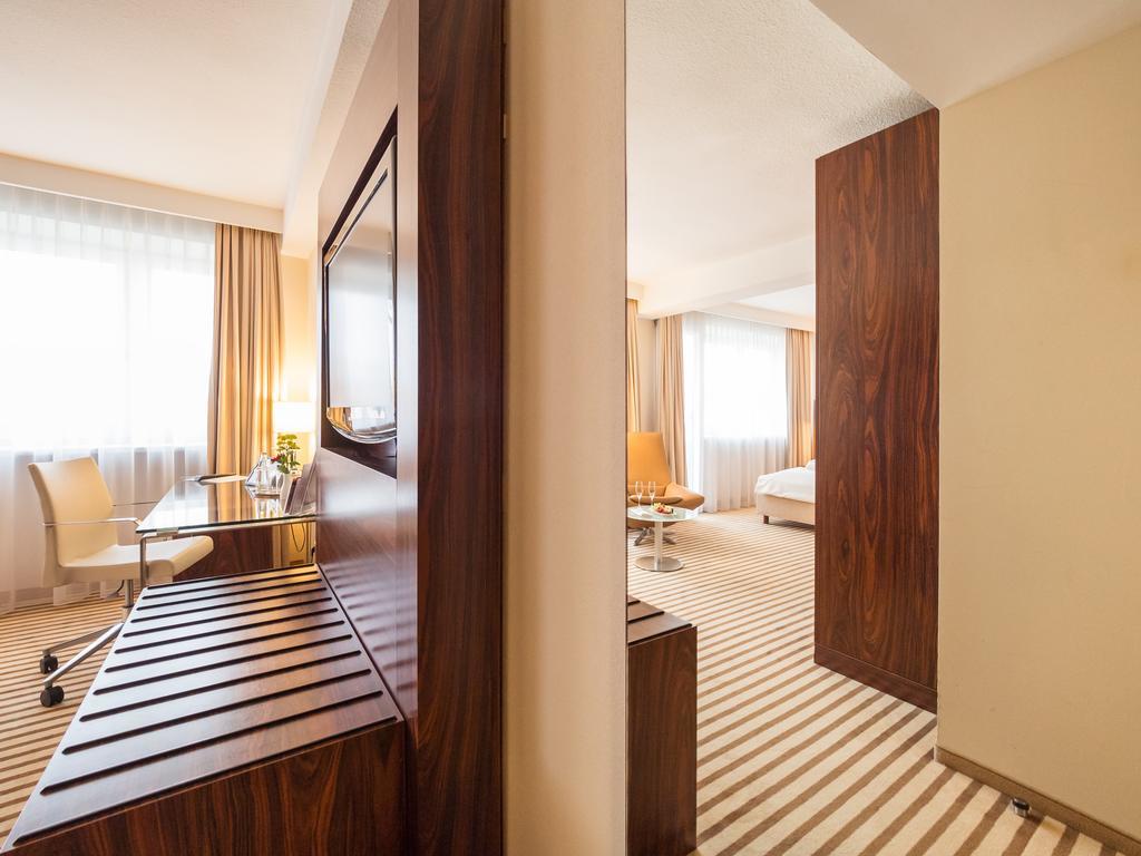 Superior Room Opera View