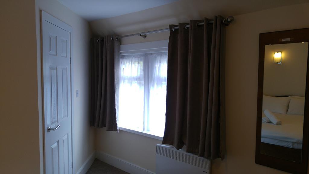 Standard Single Room,675905922:JPEG
